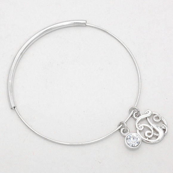 Letter “T” Monogram Script Necklace Set - Picture 3 of 3